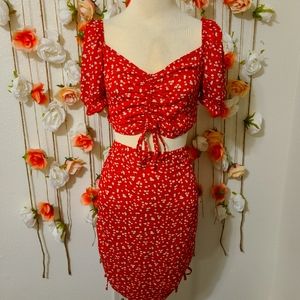 Red floral two pieces set